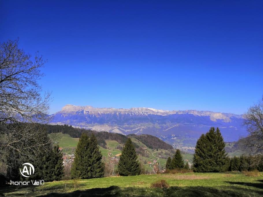 Willa La Tour En Belledonne Theys Zewnętrze zdjęcie